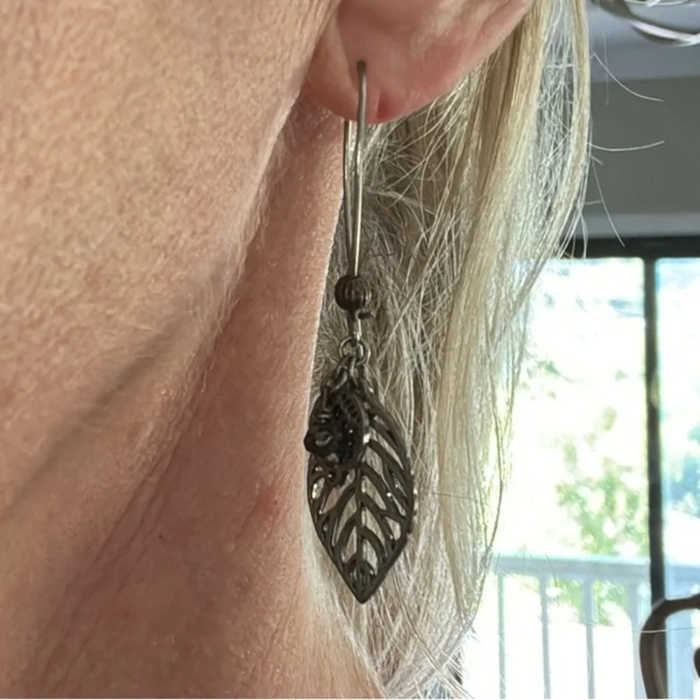 Leaf and bead dangle earrings for pierced ears